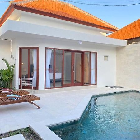 Villa Akmali Umalas 2Br With Private Pool & Jacuzzi تْشانغو المظهر الخارجي الصورة