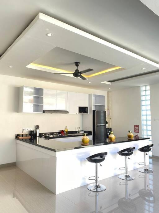 Villa Akmali Umalas 2Br With Private Pool & Jacuzzi تْشانغو المظهر الخارجي الصورة