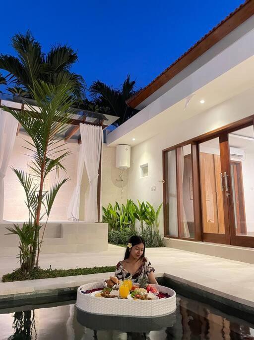 Villa Akmali Umalas 2Br With Private Pool & Jacuzzi تْشانغو المظهر الخارجي الصورة
