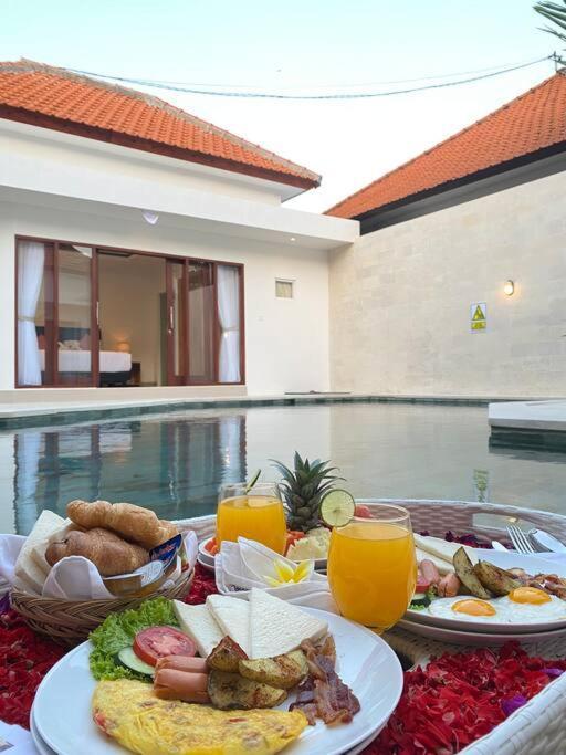 Villa Akmali Umalas 2Br With Private Pool & Jacuzzi تْشانغو المظهر الخارجي الصورة